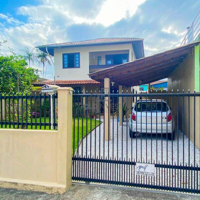 Casa de 4 quartos, 241m² no bairro Santa Rita, em Brusque | Eu Corretor