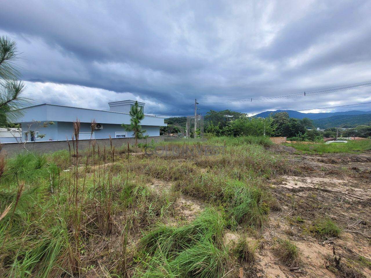 Terreno à venda no Pomerânia: 