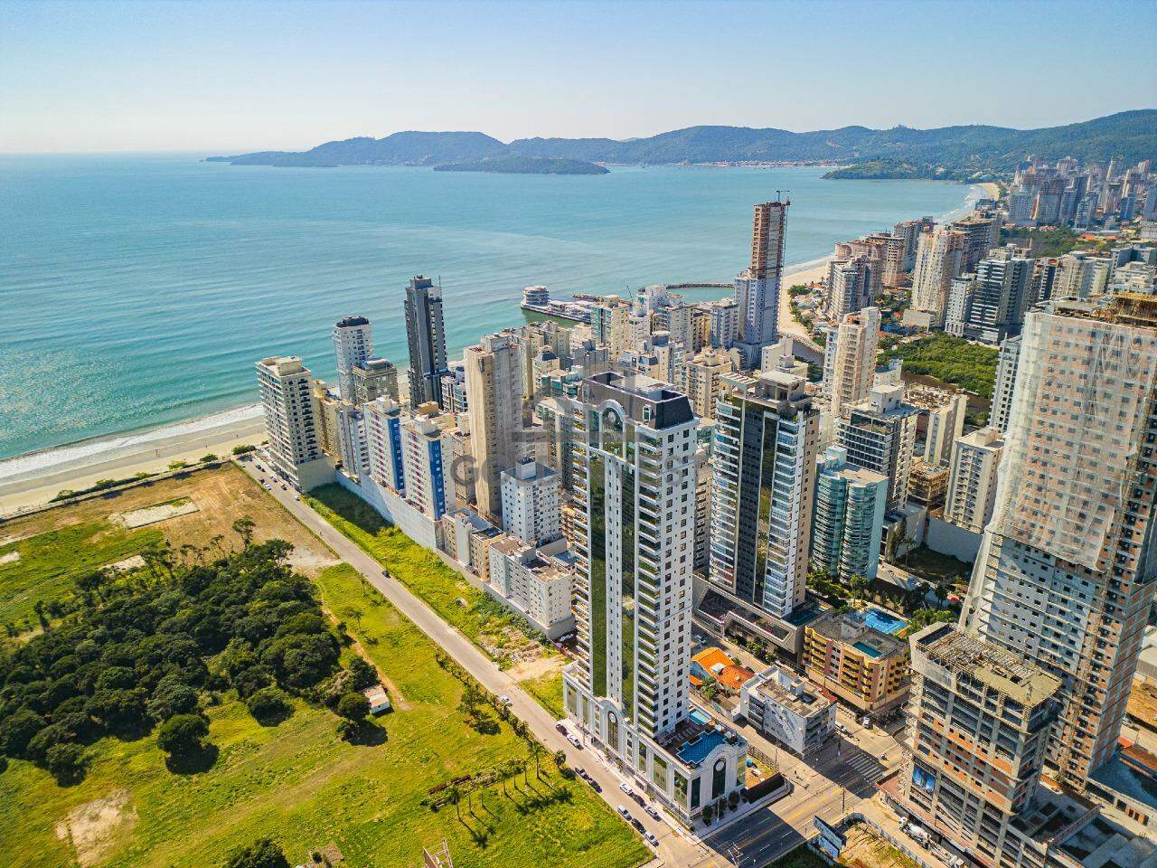 Apartamento de 4 quartos, 183m² no bairro Meia Praia, em Itapema | Eu Corretor