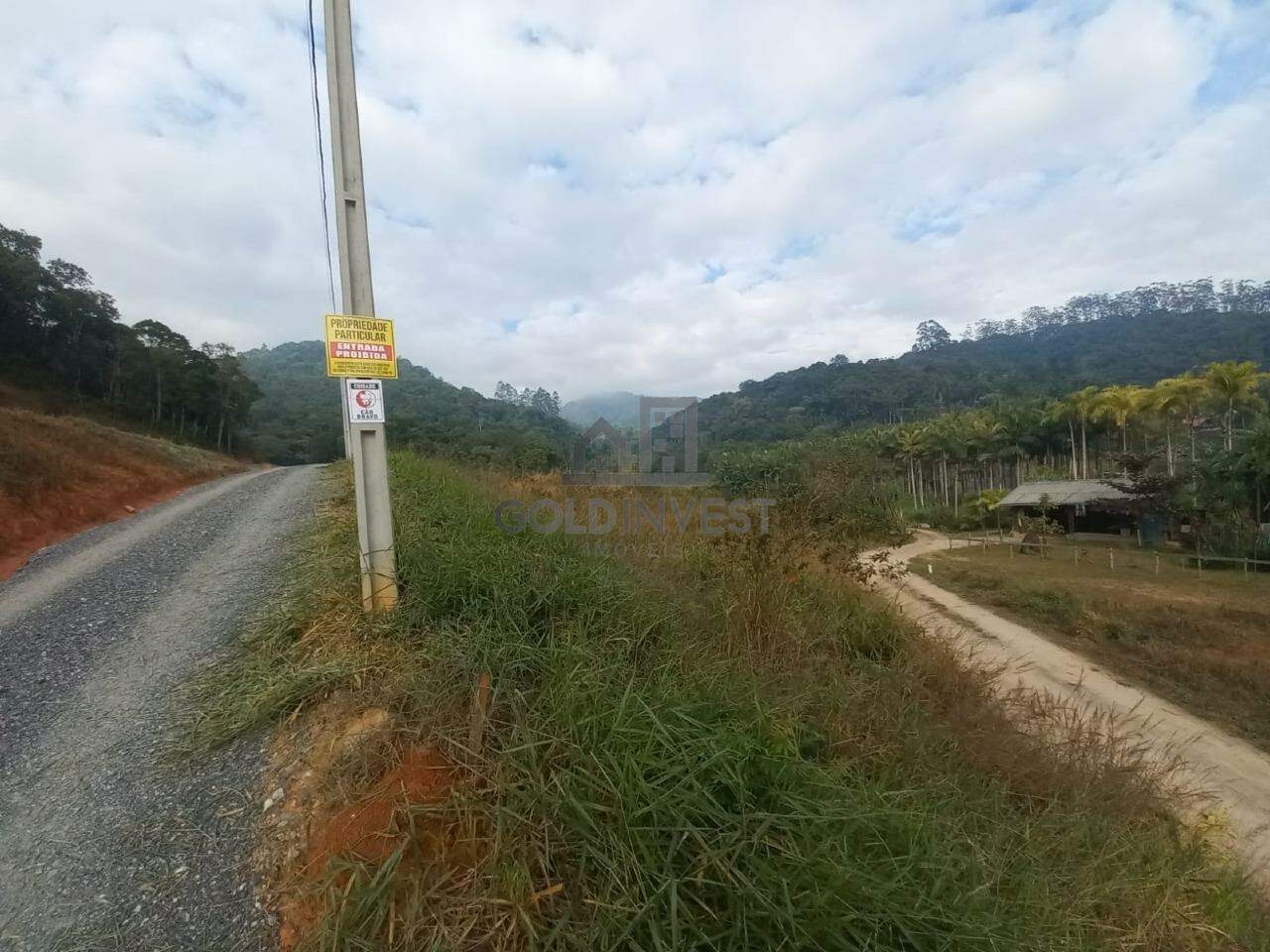 Terreno à venda no Guabiruba Sul: 