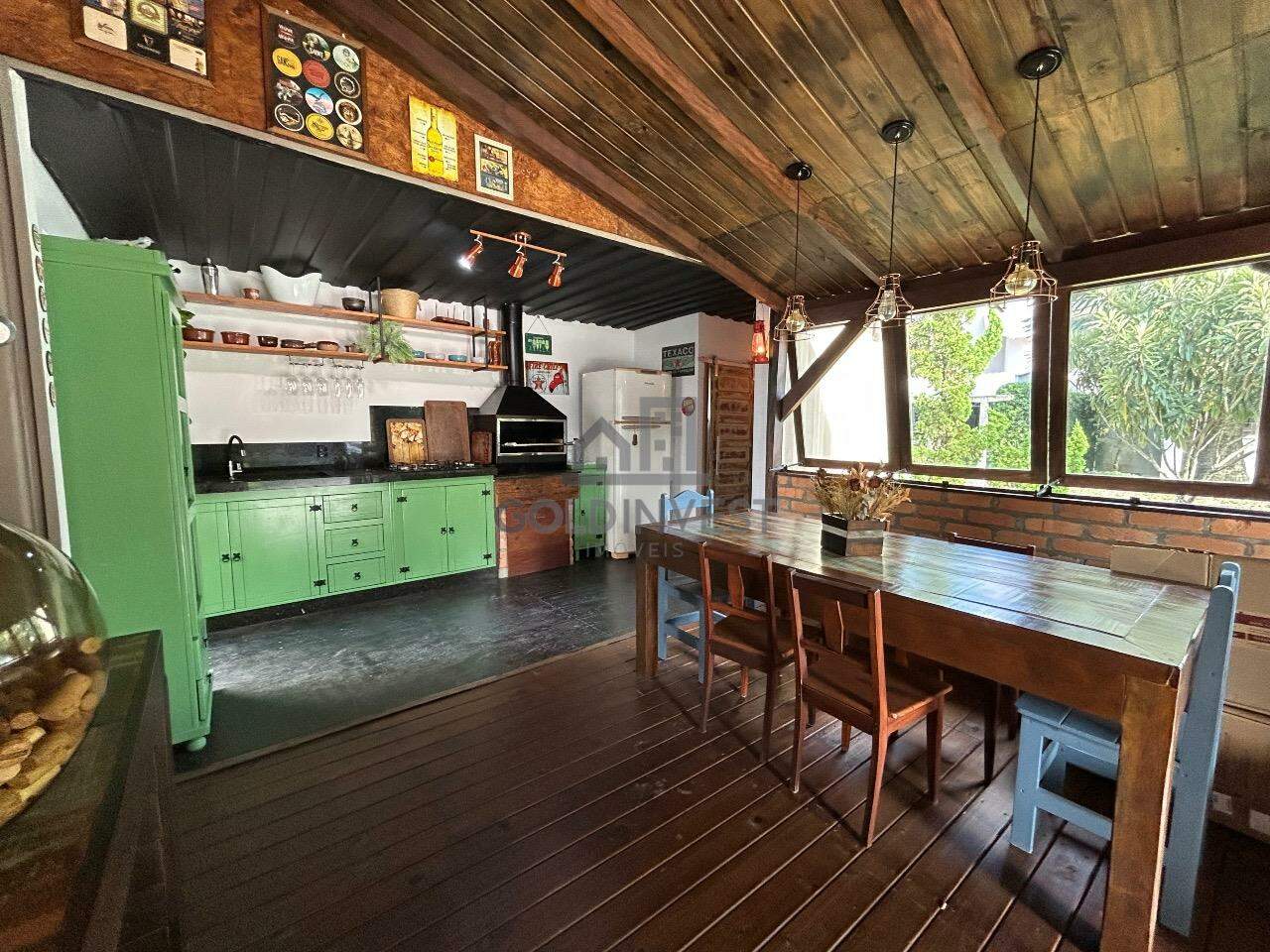 Casa à venda no Guarani: Área de festa