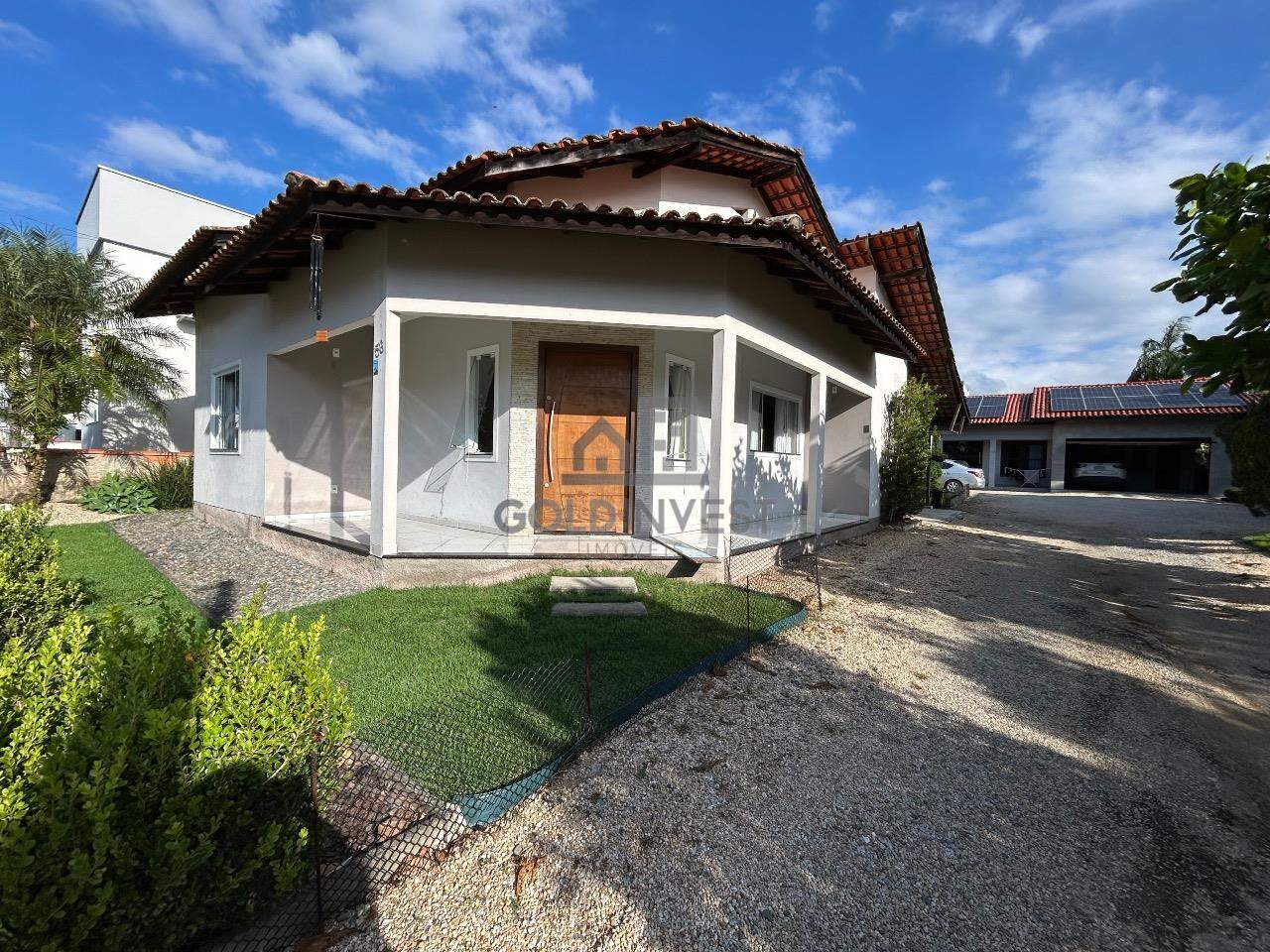 Casa à venda no Guarani: 