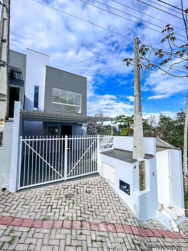 Casa de 2 quartos, 70m² no bairro Azambuja, em Brusque | Eu Corretor