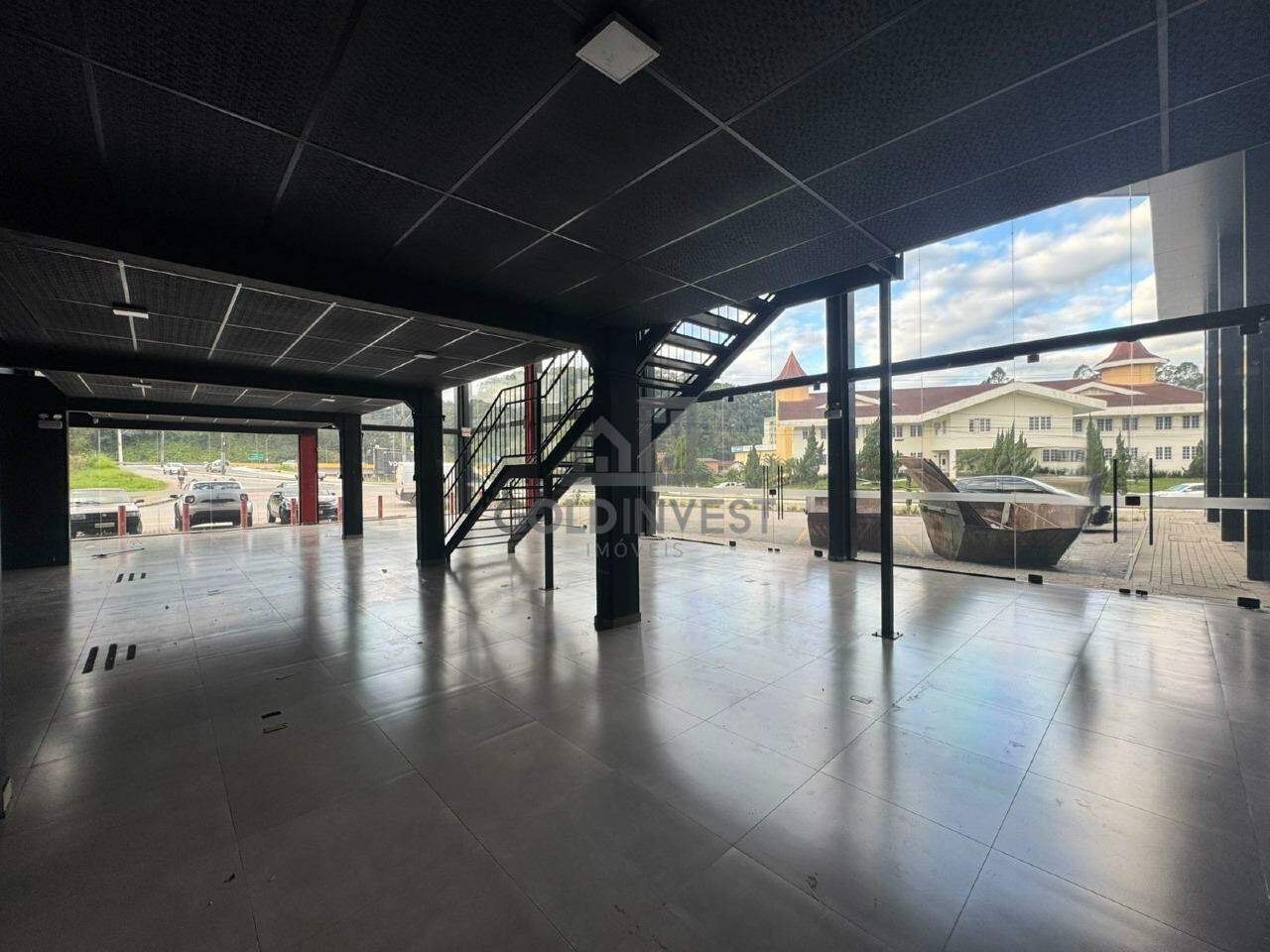 Loja / Salão / Ponto Comercial de 500m² no bairro Jardim Maluche, em Brusque | Eu Corretor