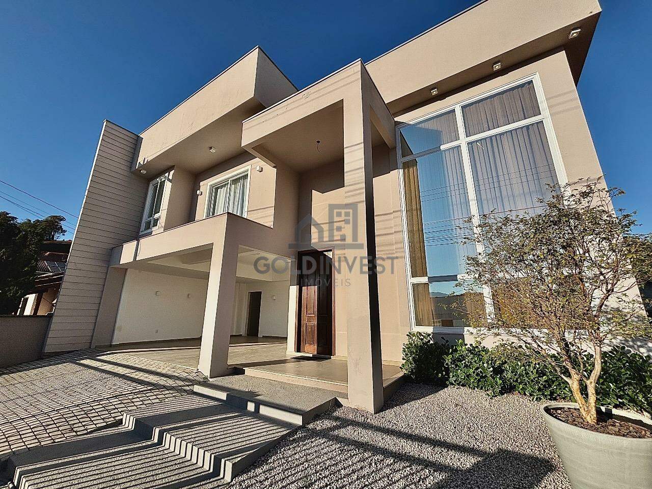 Casa de 3 quartos, 296m² no bairro CENTRO, em Guabiruba | Eu Corretor