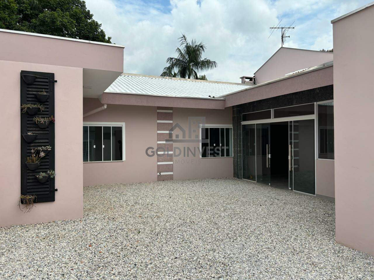 Casa com 2 quartos no bairro Rio Branco!!!