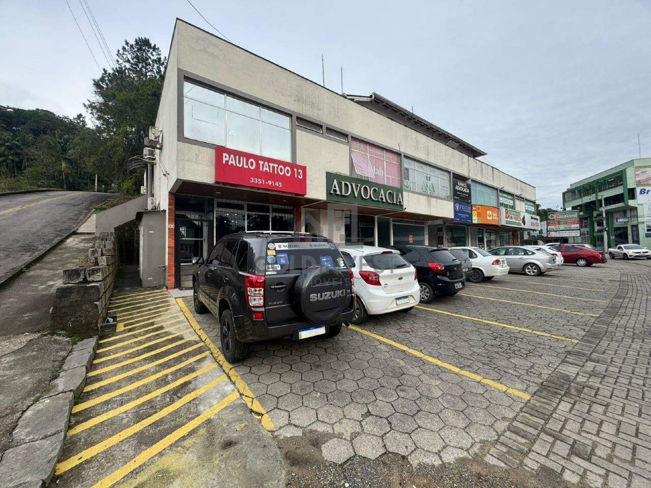 Loja / Salão / Ponto Comercial de 64m² no bairro Azambuja, em Brusque | Eu Corretor