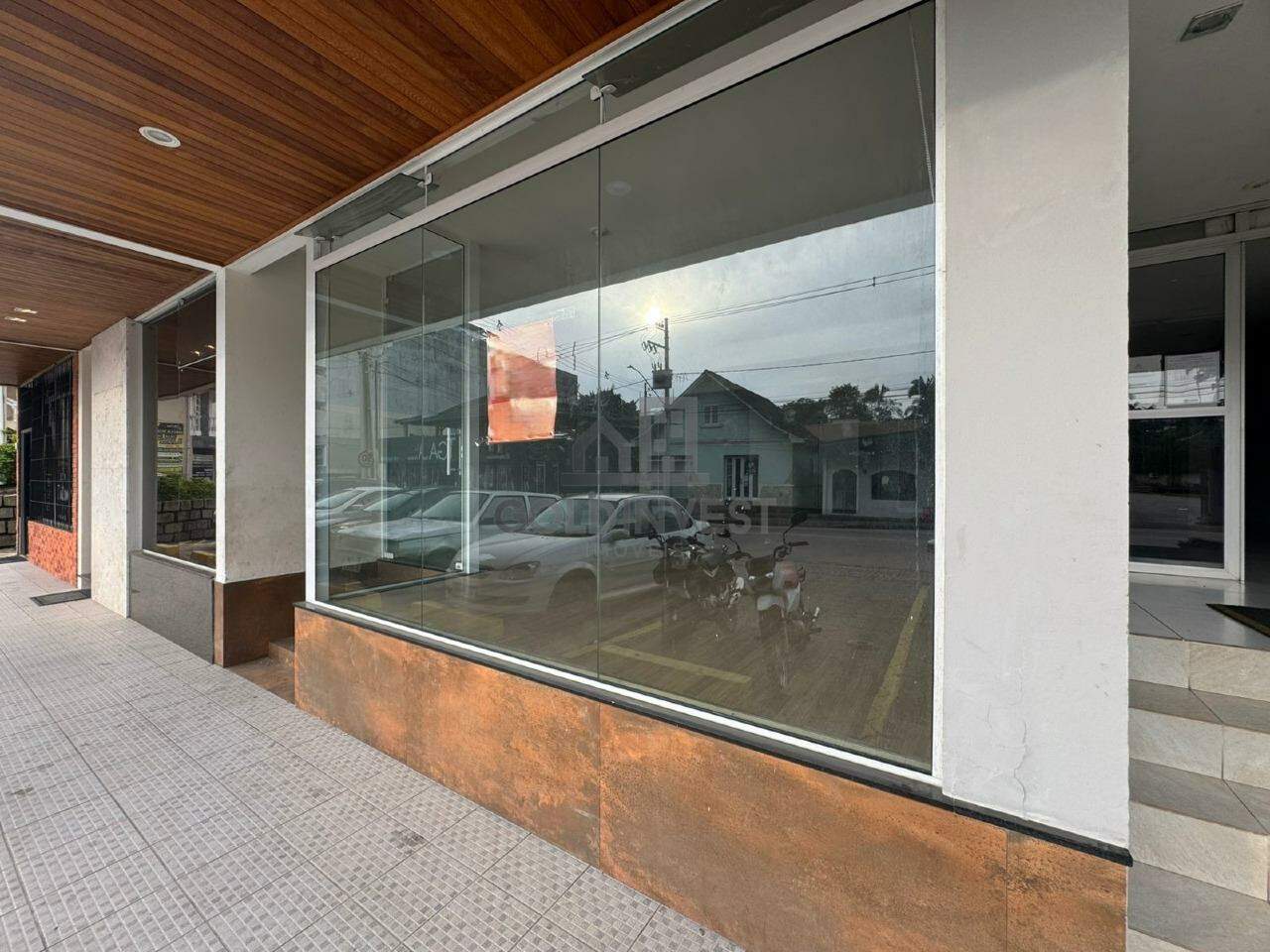 Loja / Salão / Ponto Comercial de 64m² no bairro Azambuja, em Brusque | Eu Corretor