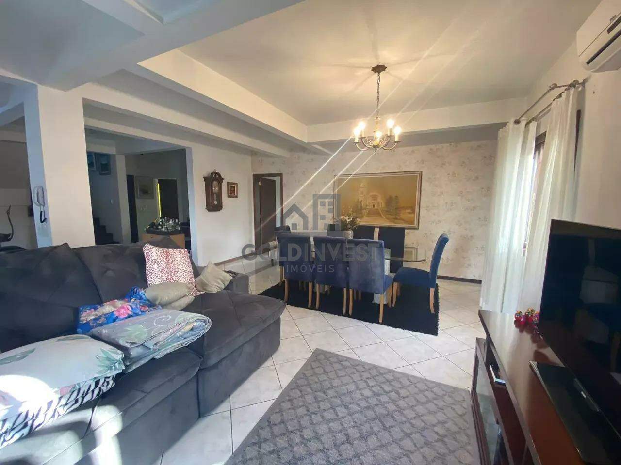 Casa de 6 quartos, 380m² no bairro São Luiz, em Brusque | Eu Corretor