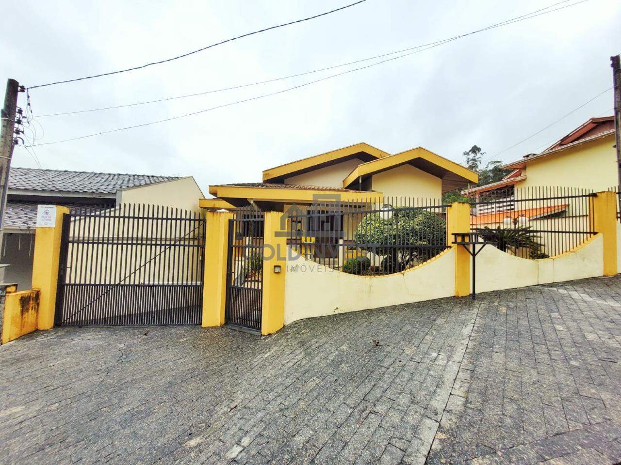 Casa de 3 quartos, 212m² no bairro Nova Brasília, em Brusque | Eu Corretor