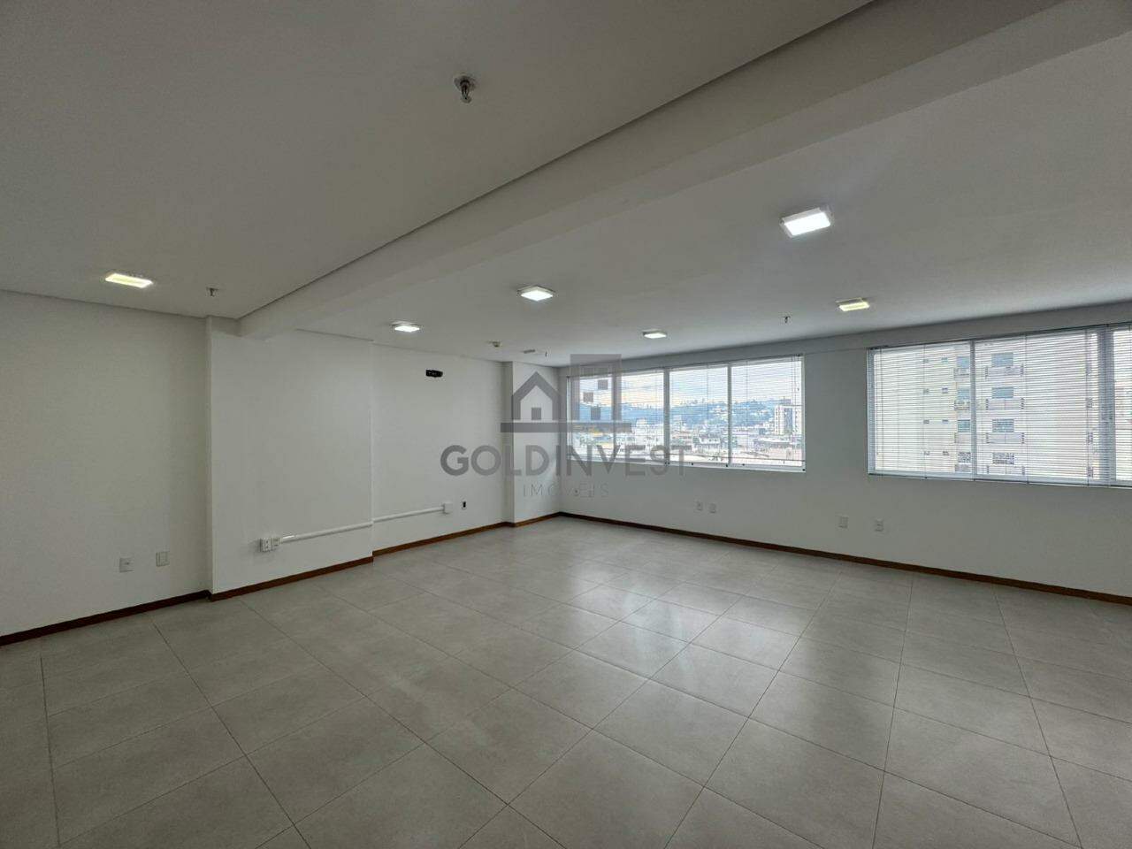 Loja / Salão / Ponto Comercial de 55m² no bairro Centro I, em Brusque | Eu Corretor