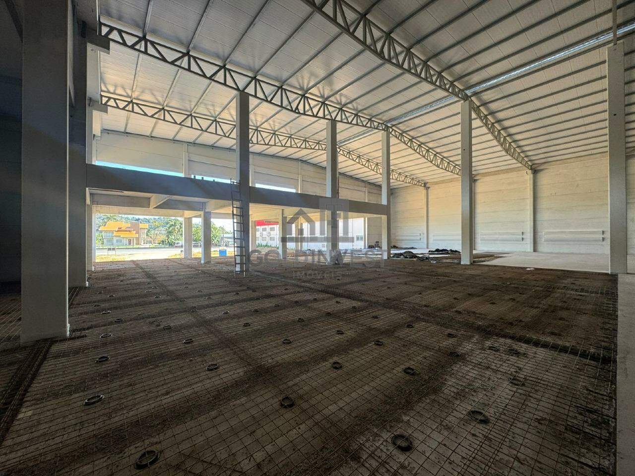 Galpão / Depósito / Armazém de 3765m² no bairro Planalto, em Brusque | Eu Corretor