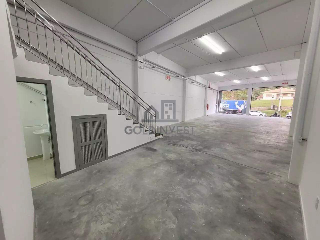 Galpão / Depósito / Armazém de 375m² no bairro Santa Terezinha, em Brusque | Eu Corretor