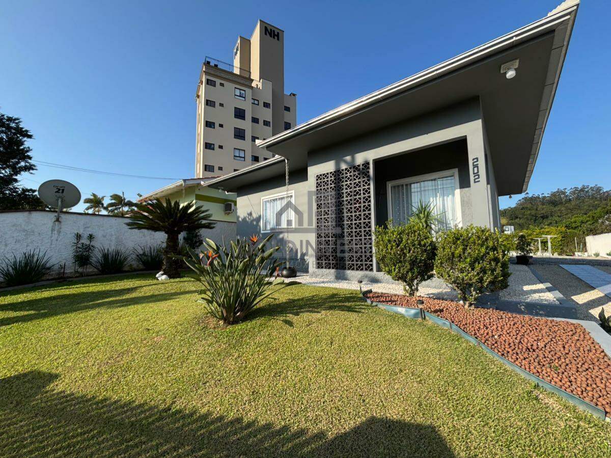 Casa à venda no Santa Terezinha: 