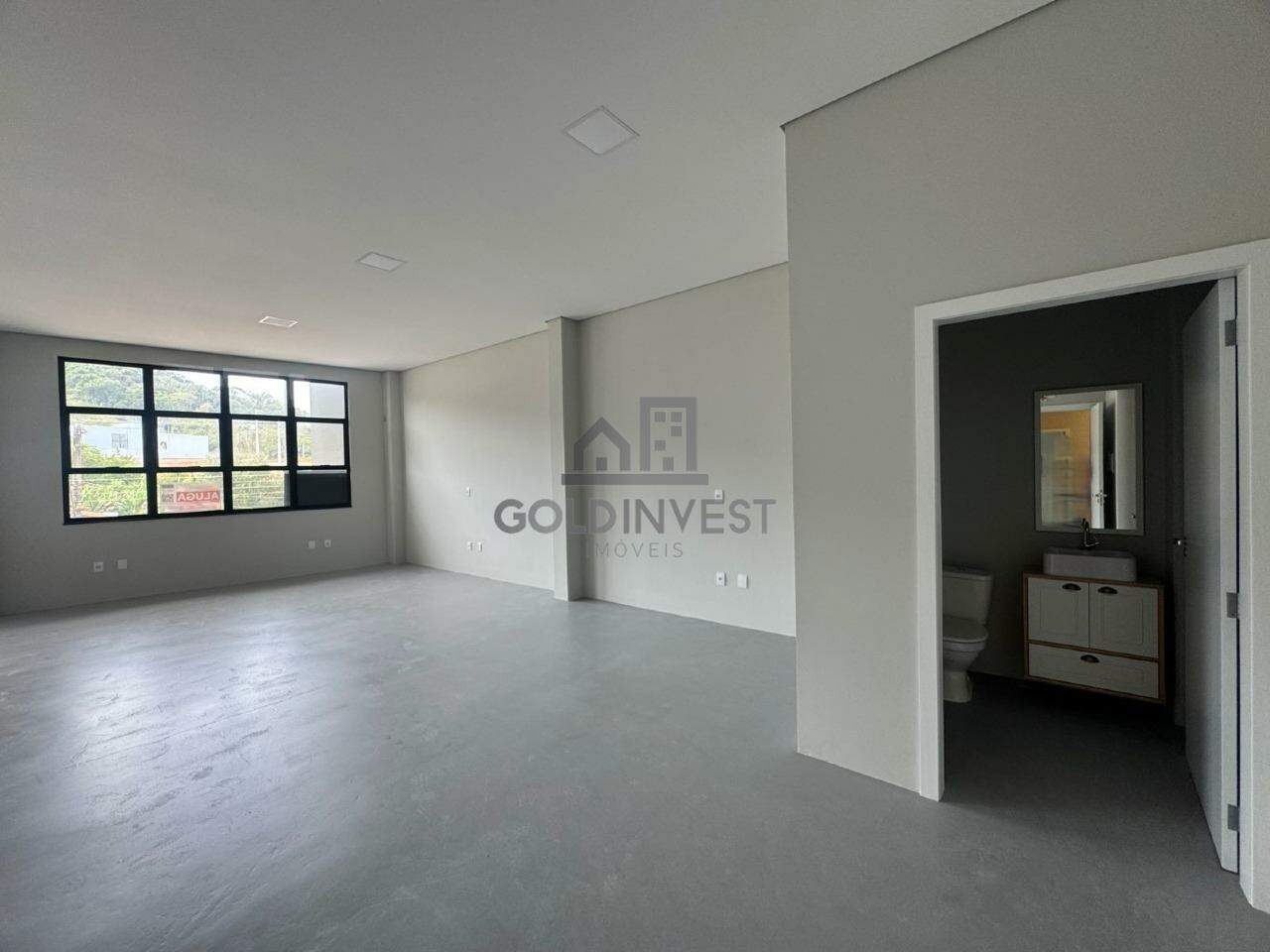 Loja / Salão / Ponto Comercial de 43m² no bairro Dom Joaquim, em Brusque | Eu Corretor