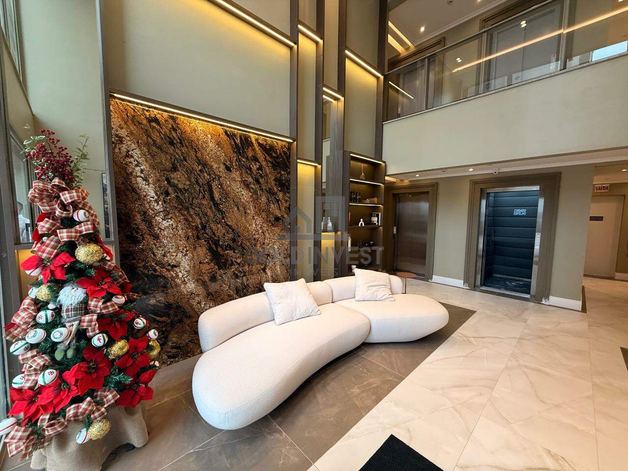 Apartamento à venda no Centro: Hall entrada torre