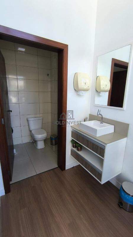 Loja / Salão / Ponto Comercial de 172m² no bairro Centro I, em Brusque | Eu Corretor