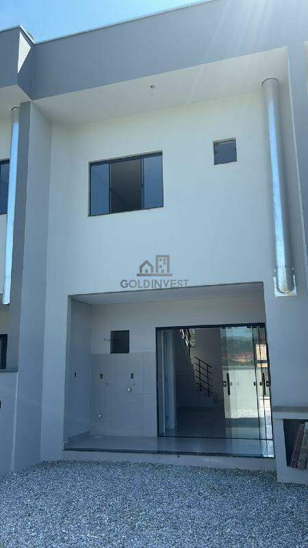 Sobrado de 2 quartos, 77m² no bairro Limoeiro, em Brusque | Eu Corretor