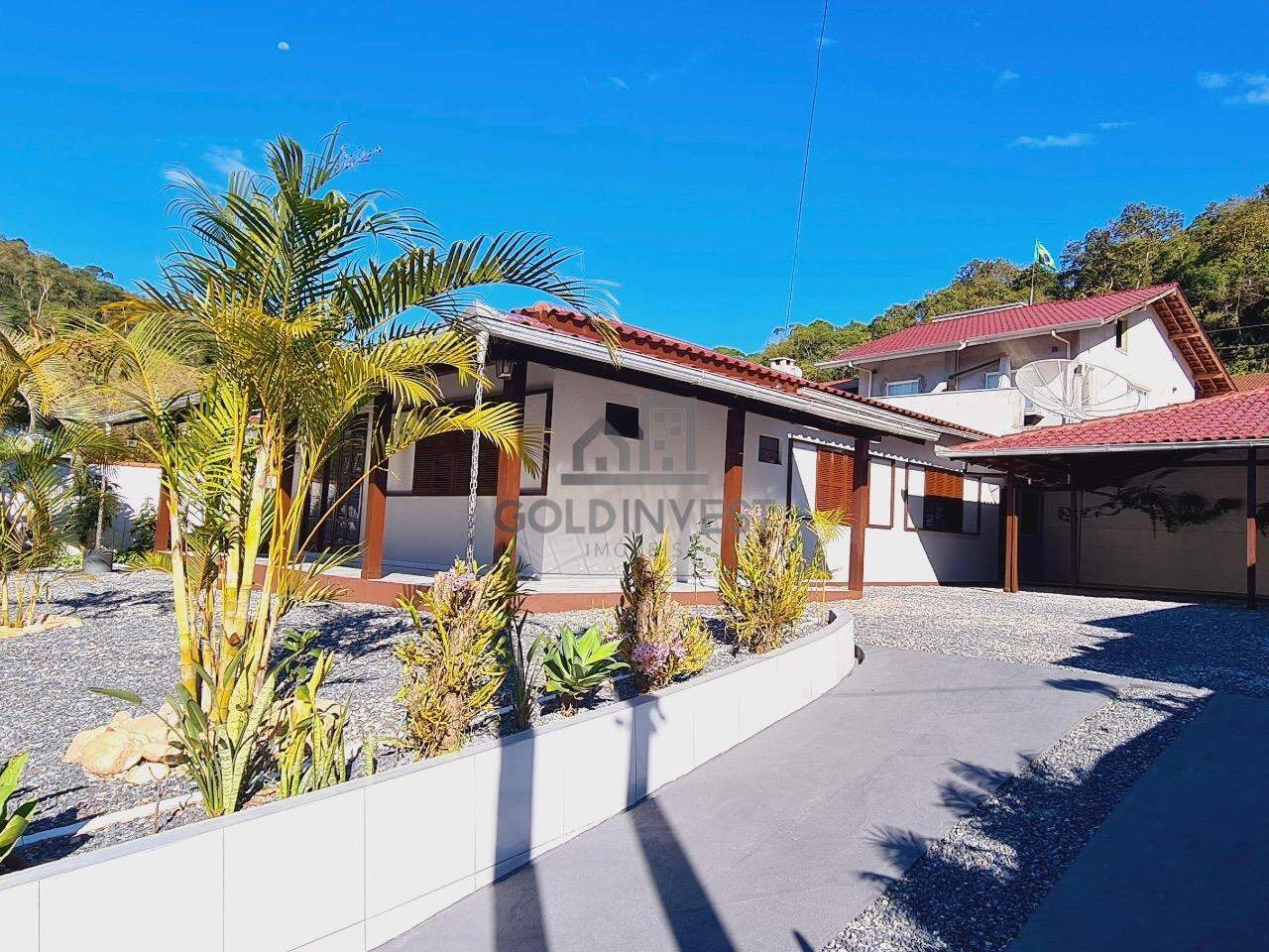 Casa de 3 quartos, 200m² no bairro Cerâmica Reis, em Brusque | Eu Corretor