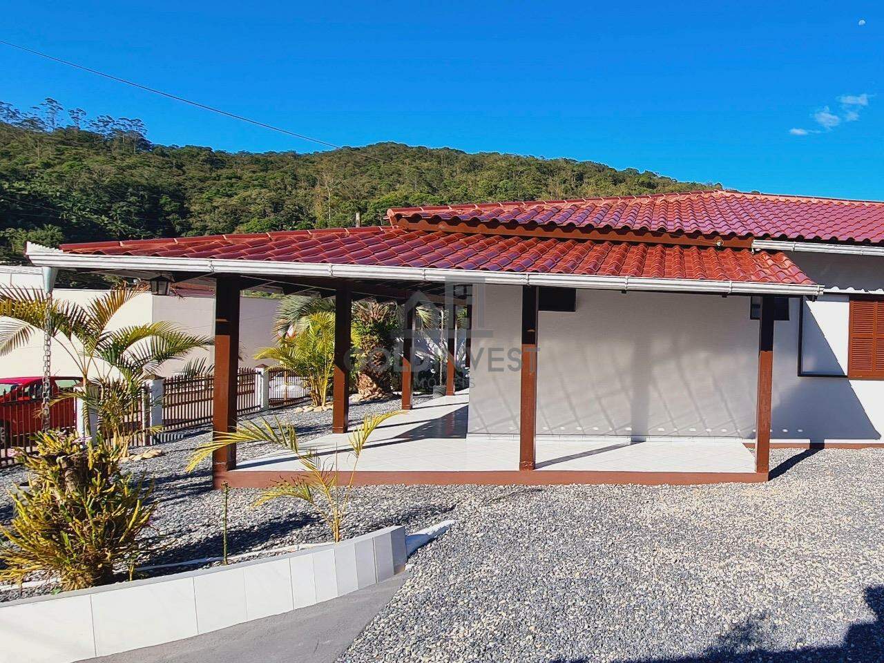 Casa de 3 quartos, 200m² no bairro Cerâmica Reis, em Brusque | Eu Corretor