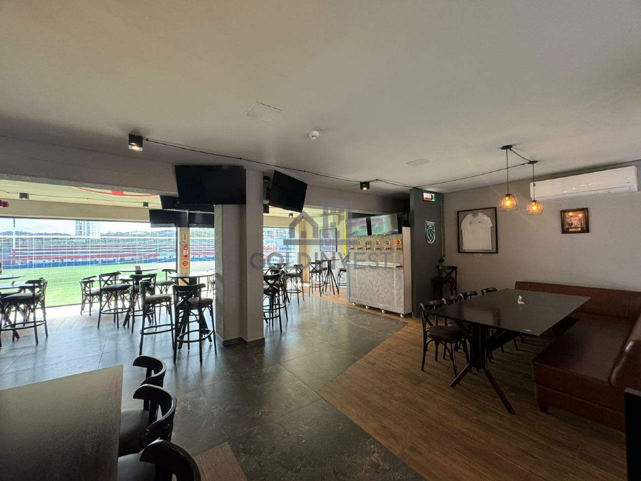 SALA COMERCIAL para aluguel no Centro II: