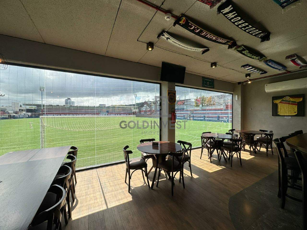 SALA COMERCIAL para aluguel no Centro II: