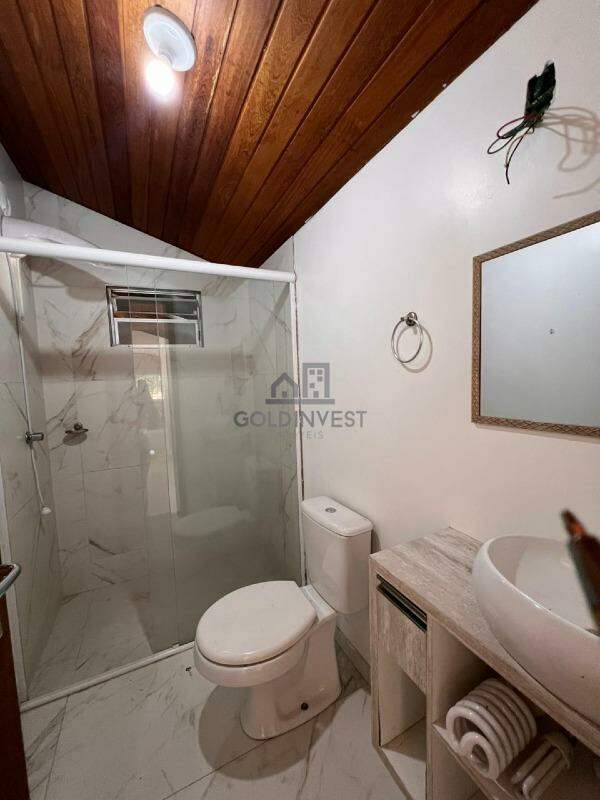 Casa à venda no Águas Claras: BANHEIRO SUITE PISO SUPERIOR