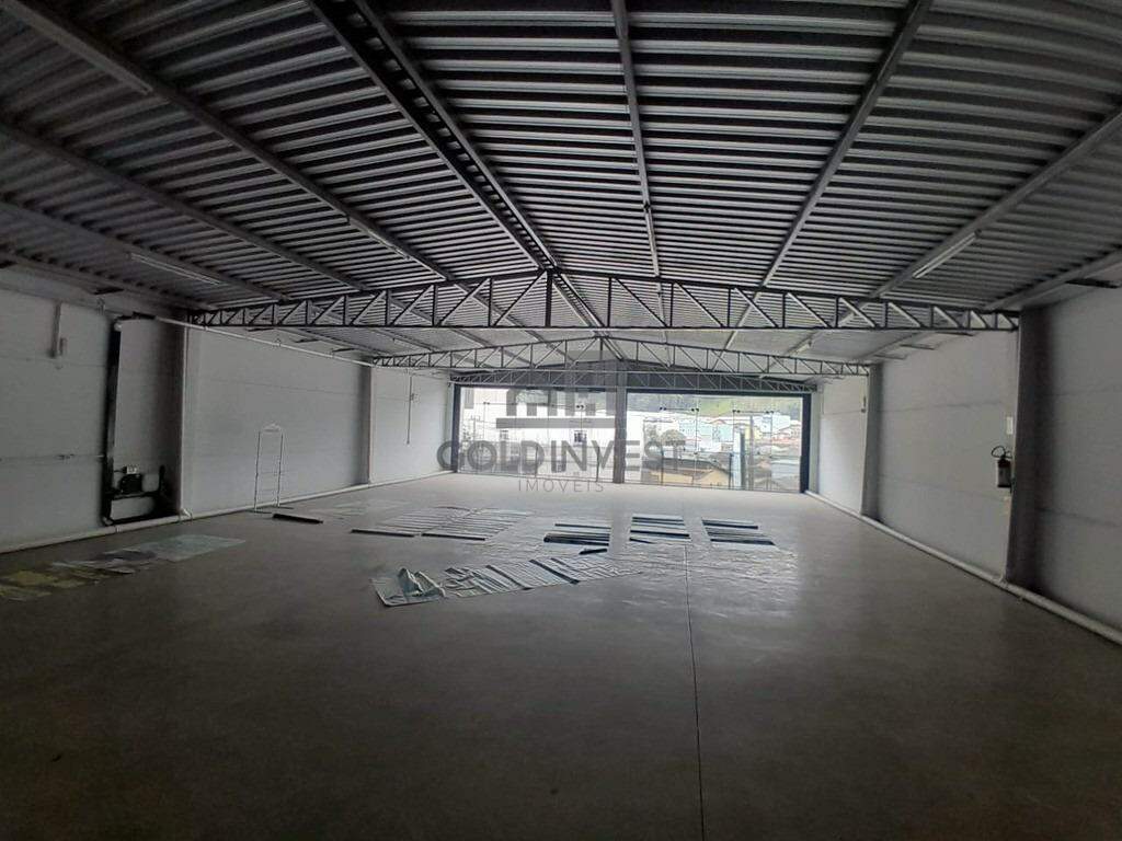 Loja / Salão / Ponto Comercial de 719m² no bairro Santa Terezinha, em Brusque | Eu Corretor