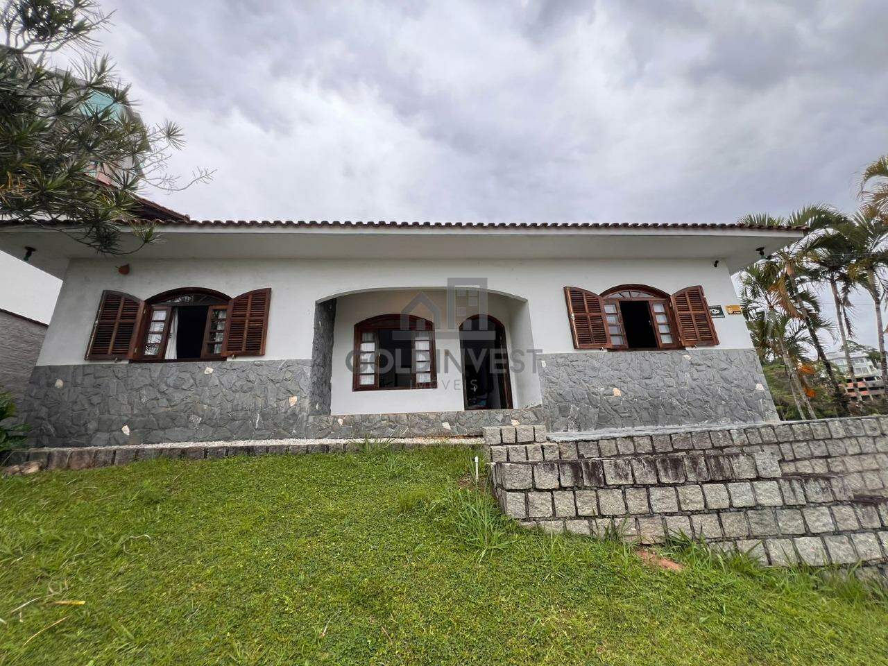 Casa à venda no Santa Rita: fachada