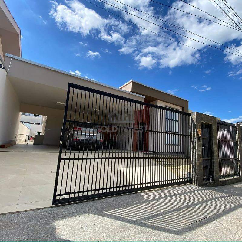 Casa à venda no Souza Cruz: 