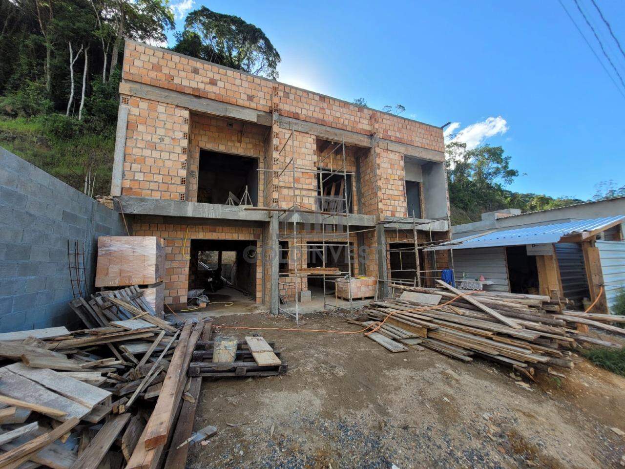 Casa à venda no Rio Branco: Obra em março de 2026