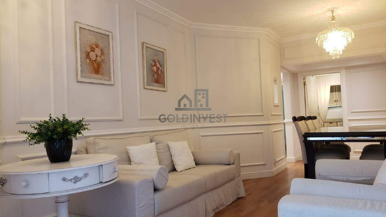 Apartamento à venda no Meia Praia: 