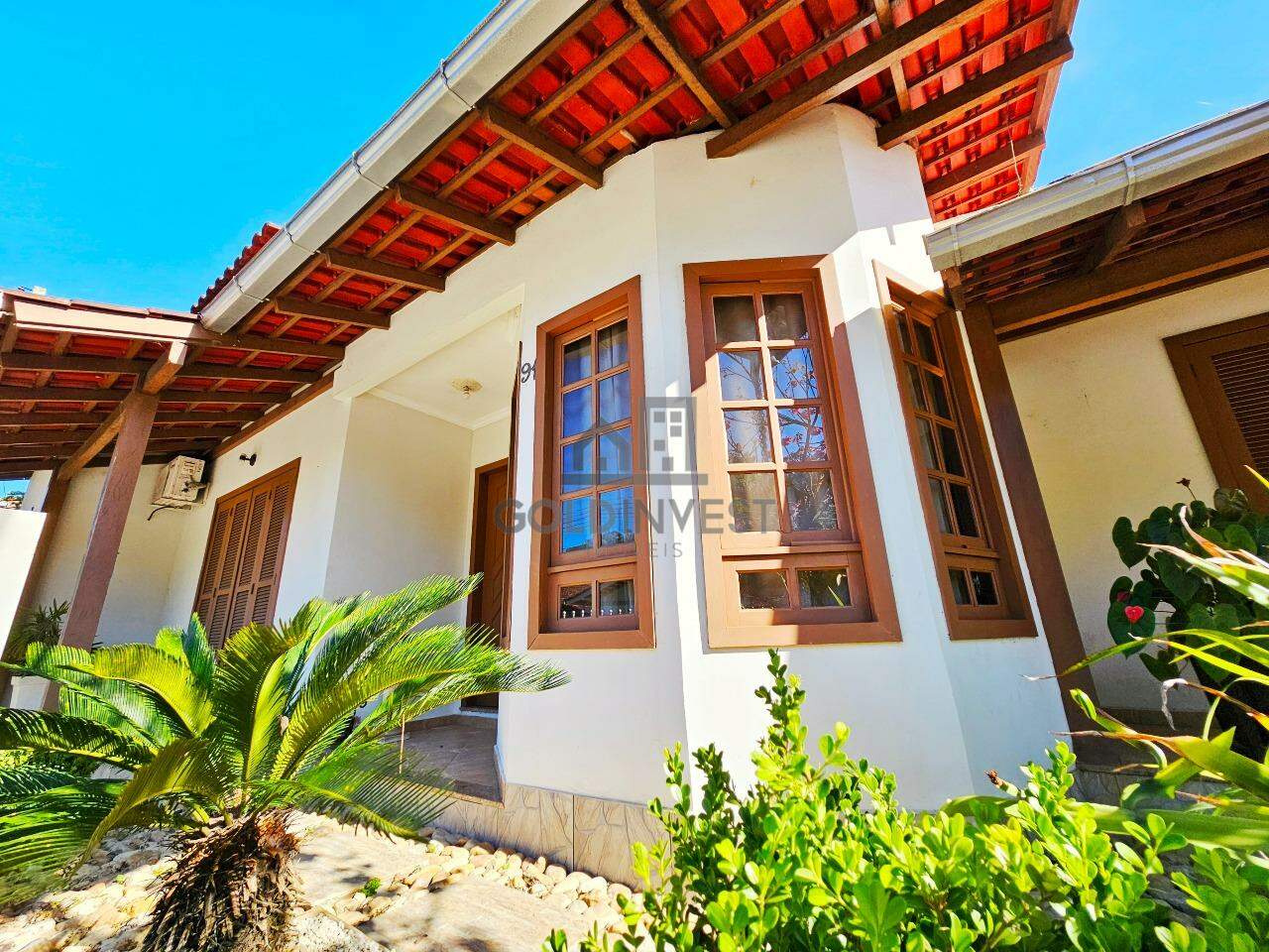 Casa à venda no Primeiro de Maio: 