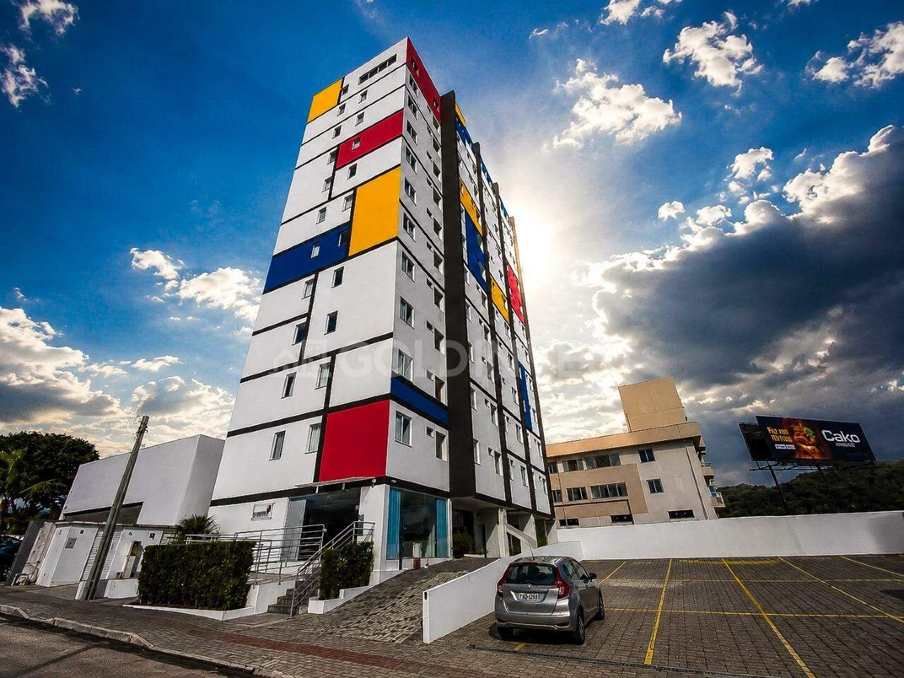 Apartamento à venda no Santa Terezinha: 