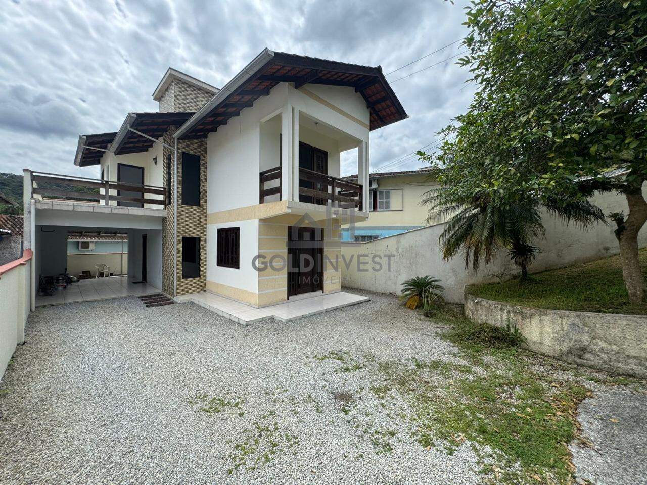 Casa com 3 quartos no bairro Primeiro de Maio!!!