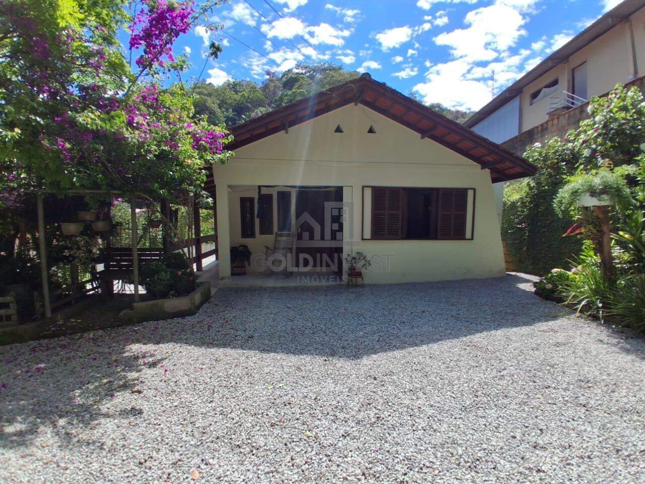 Casa à venda no Azambuja: 