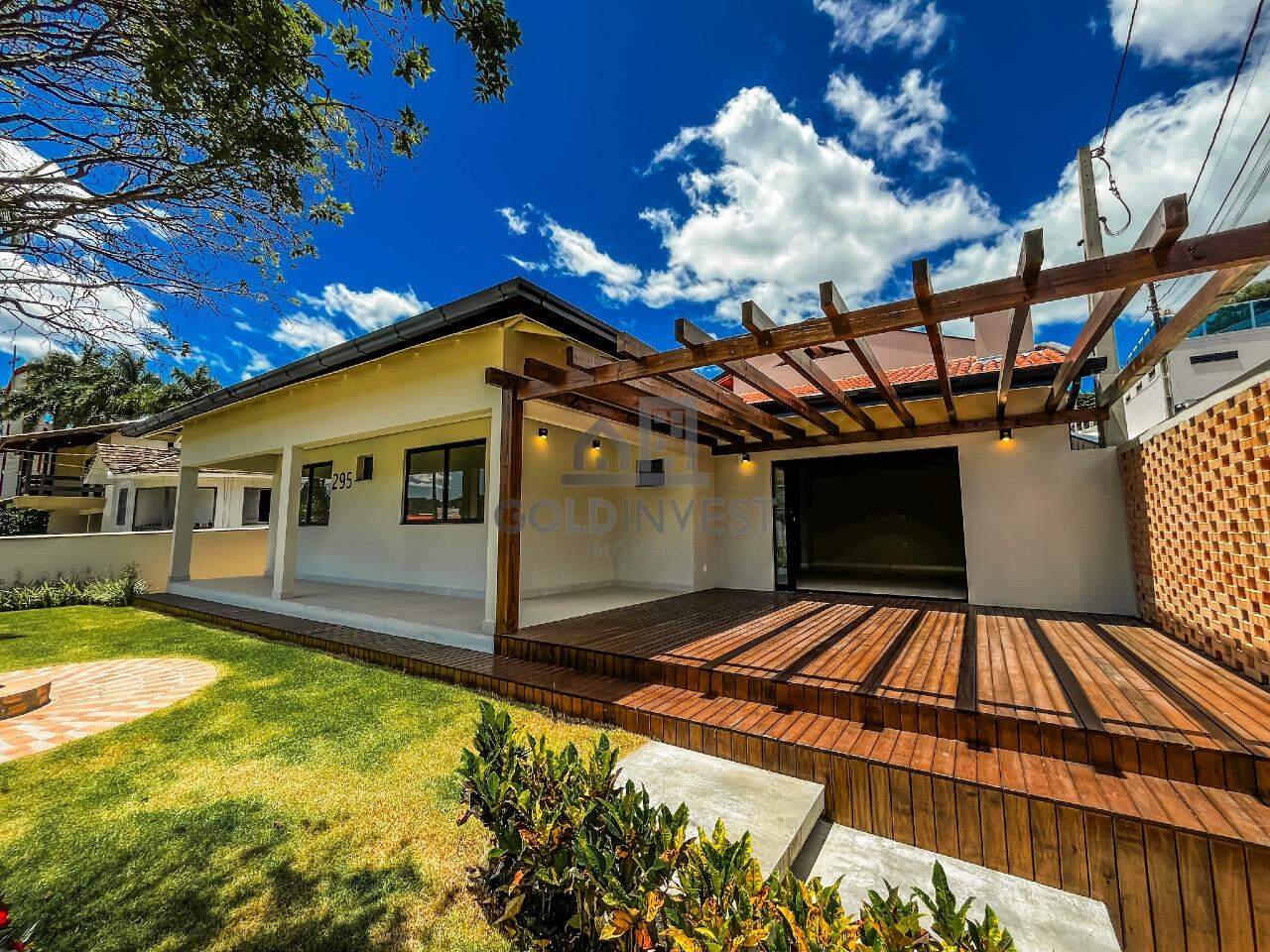 Casa à venda no Guarani: 