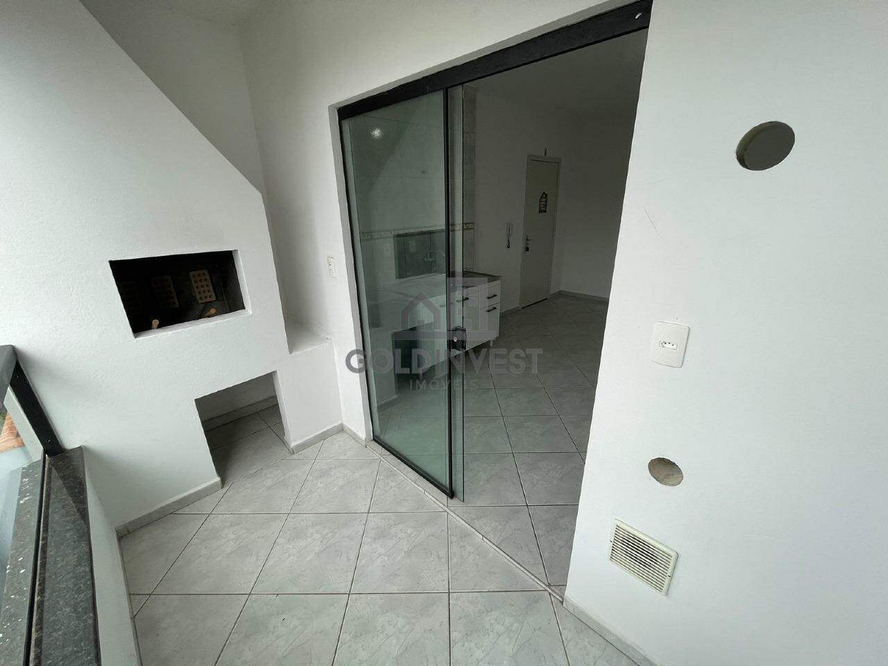 Apartamento à venda no Santa Terezinha: 