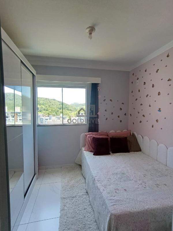 Casa à venda no Limeira Baixa: 