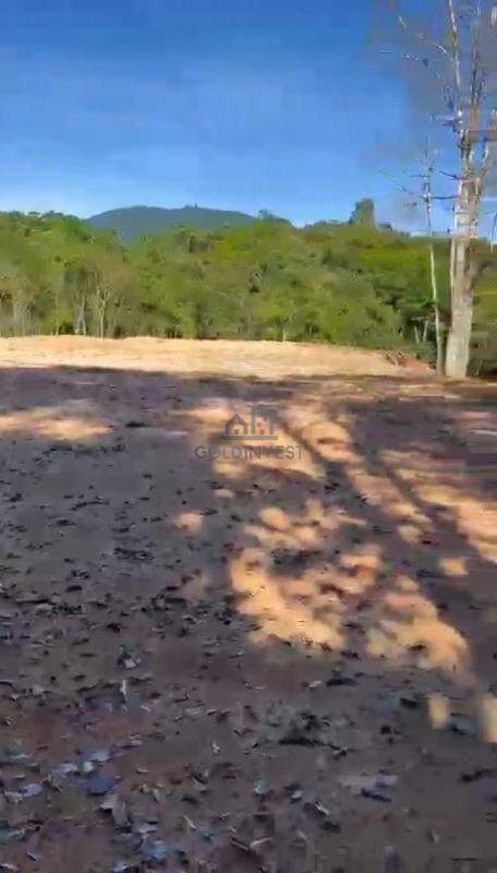 Terreno à venda no Pomerânia: 