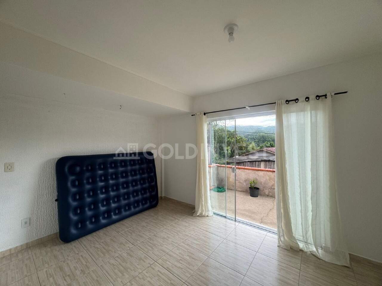 Casa de 3 quartos, 120m² no bairro Cerâmica Reis, em Brusque | Eu Corretor