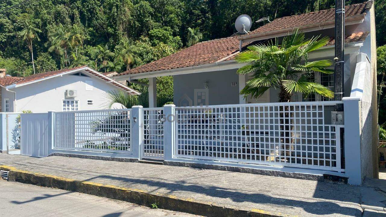 Casa à venda no Souza Cruz: 