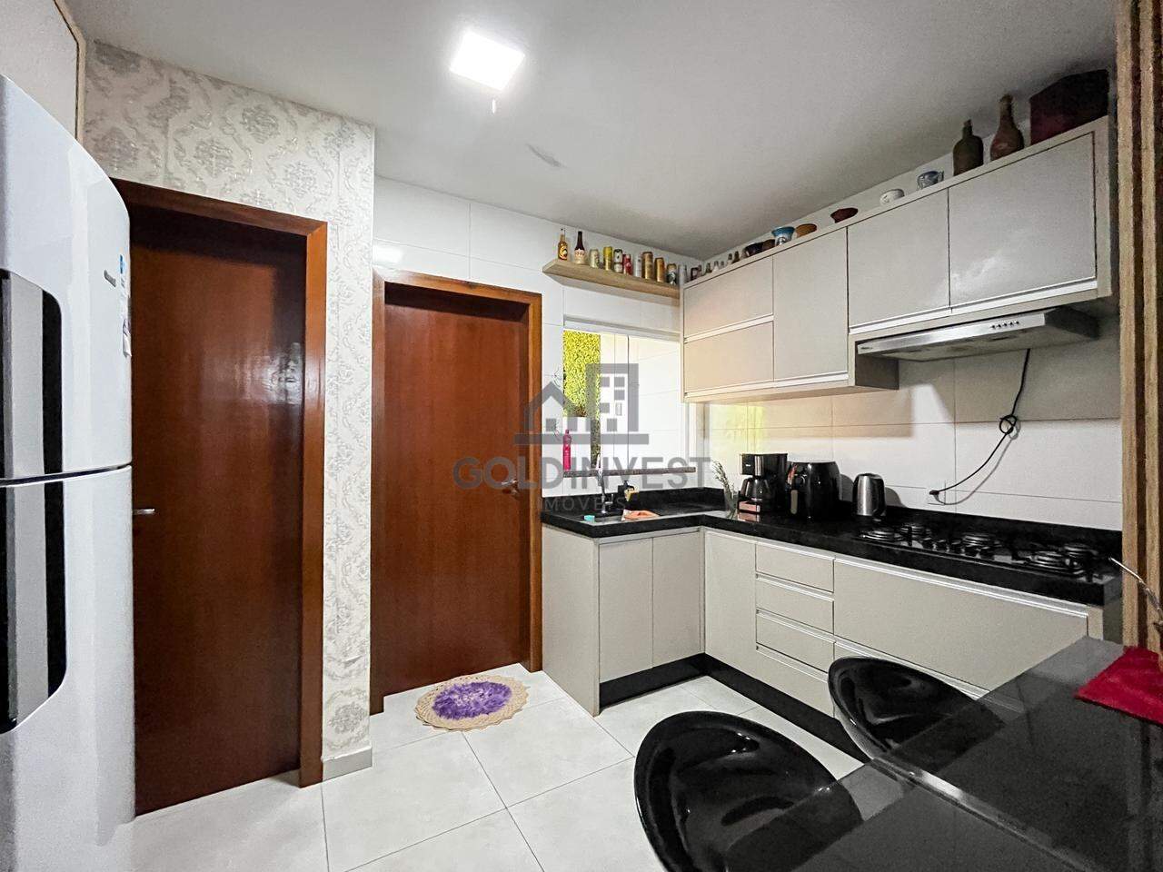 Casa à venda no Aimoré: 