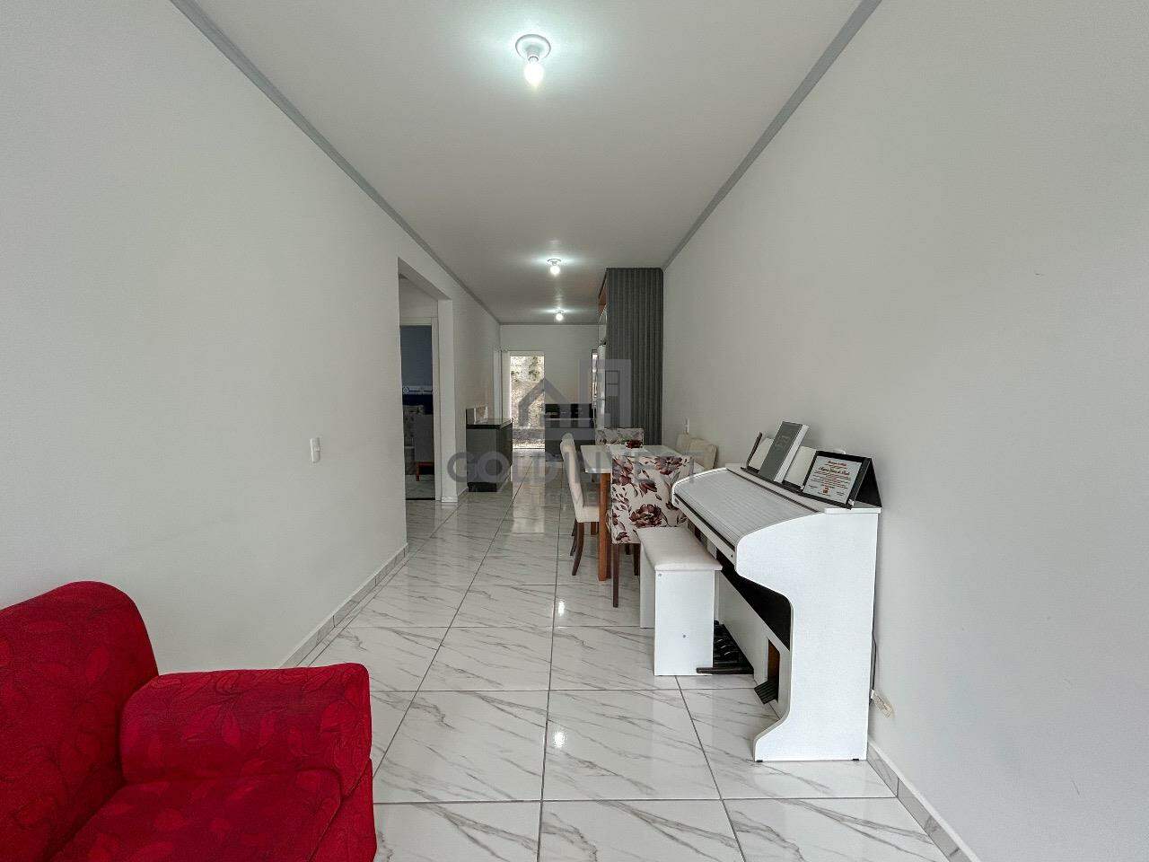 Casa à venda no Limoeiro: 