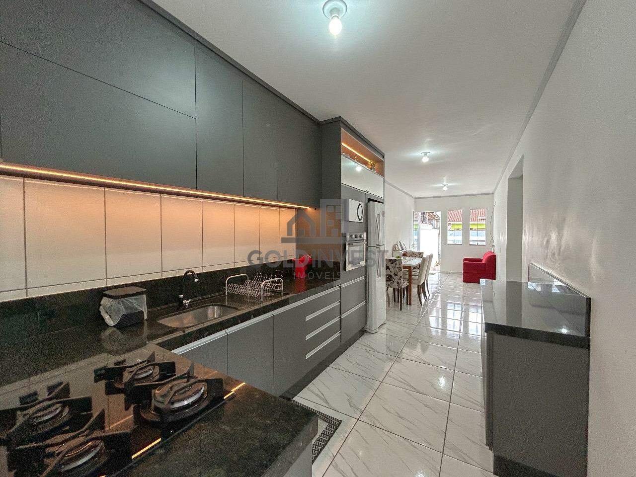 Casa à venda no Limoeiro: 