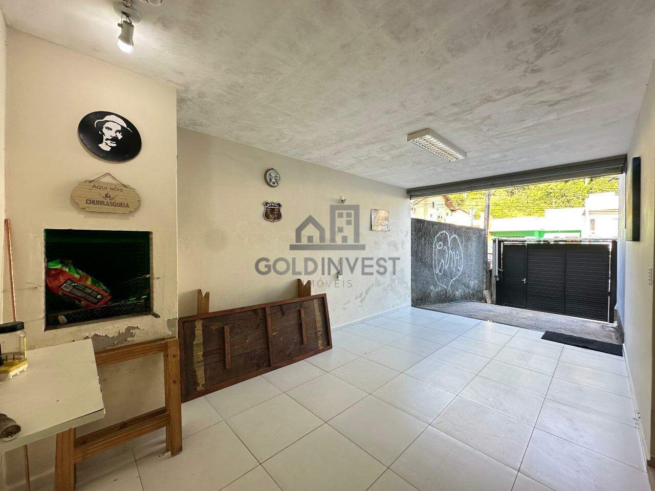 Casa à venda no Azambuja: 