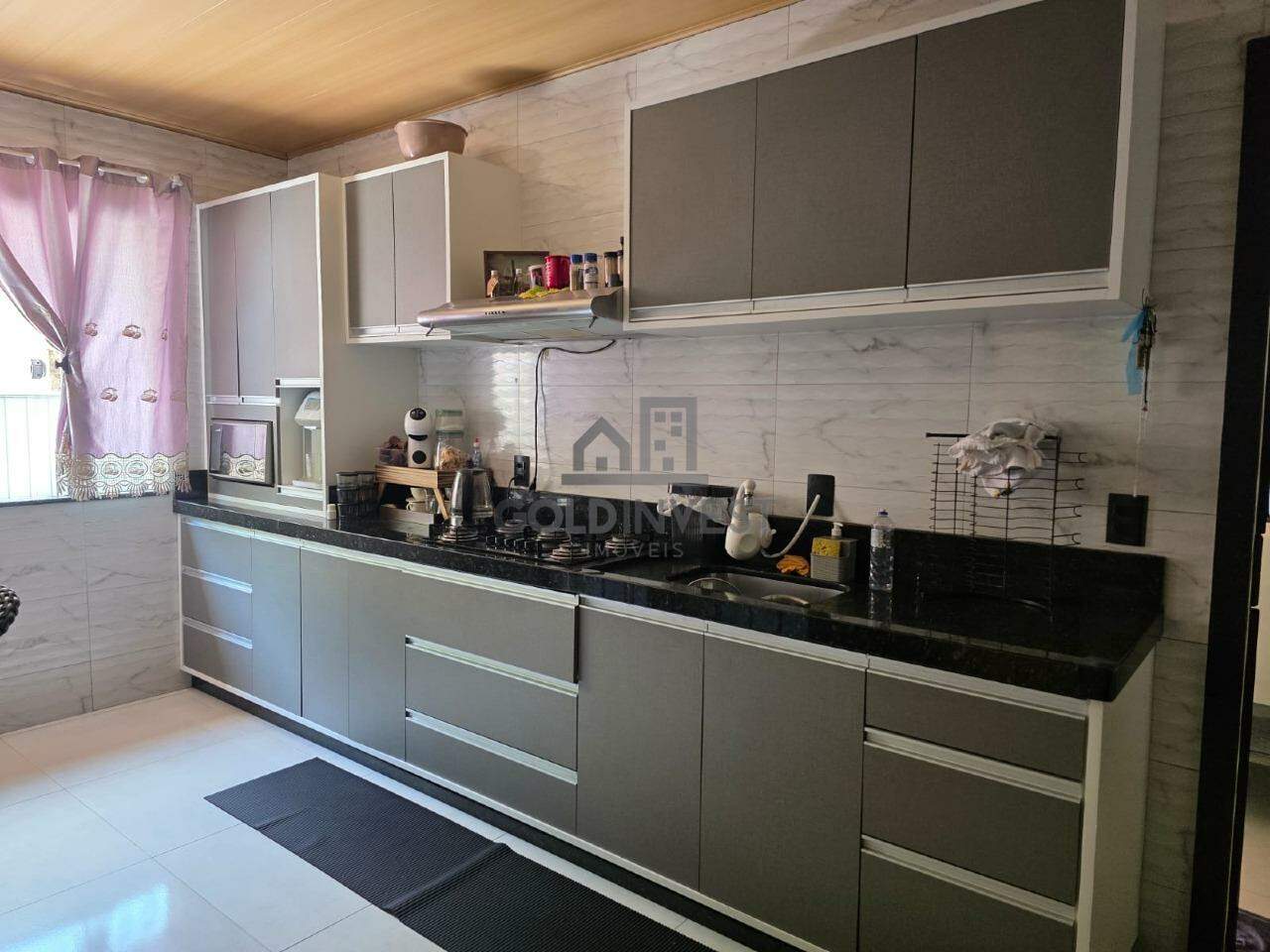 Casa à venda no Cerâmica Reis: 