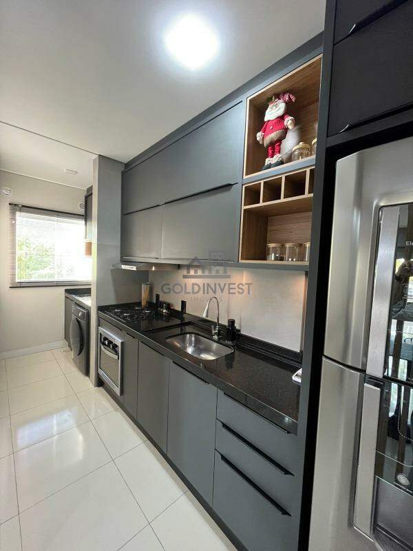 Apartamento à venda no Souza Cruz: 