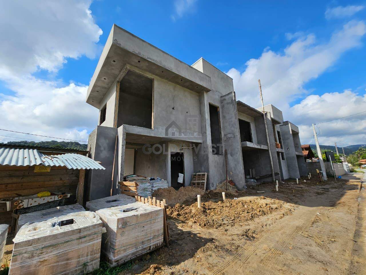 Casa à venda no Tomaz Coelho: Obra em Maio/2026