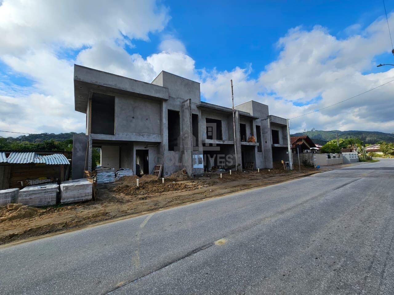 Casa à venda no Tomaz Coelho: Obra em Maio/2026